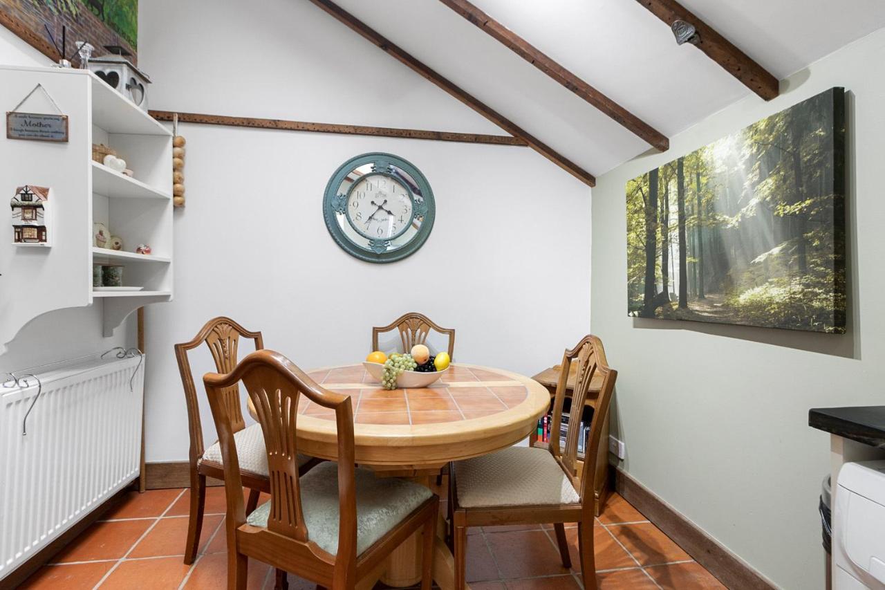 Pip'S Cottage By Staytor Accommodation Exeter Exterior foto